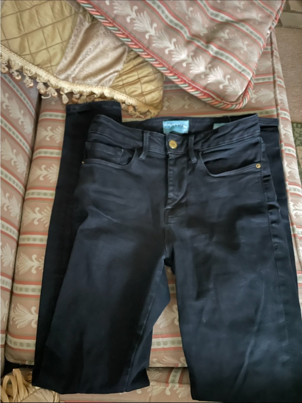 Frame Denim High-Rise Black Skinny Jeans - Picture 2 of 3